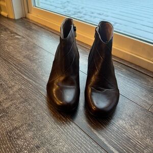 Earth Spirit Flora Brown Leather Ankle Boots